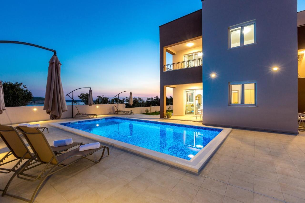 Zrno Soli Rtina Εξωτερικό φωτογραφία